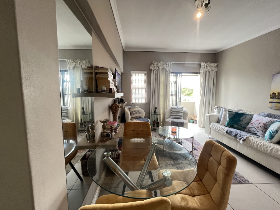 2 Bedroom Property for Sale in Parklands Western Cape